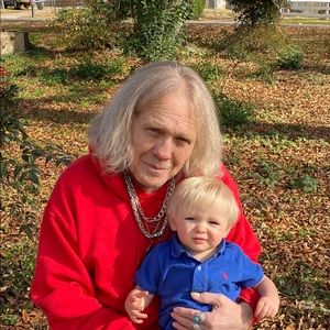 Meet your Posher, Larry